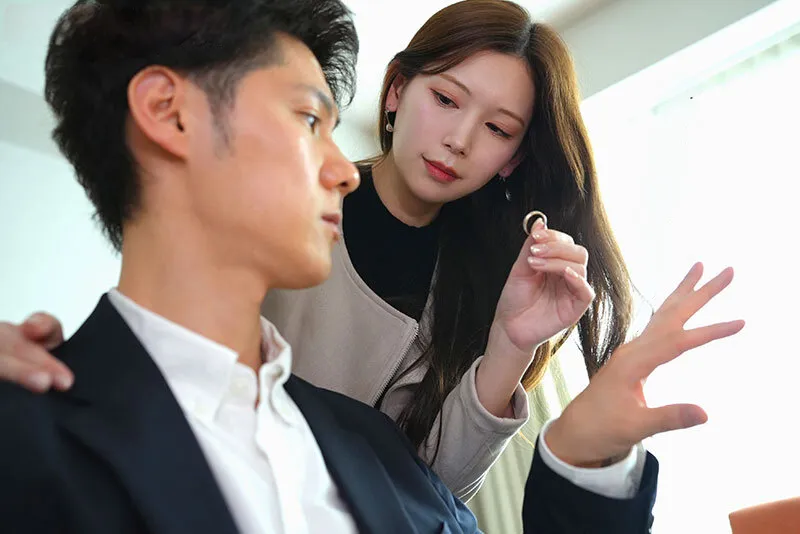 Cô vợ đi đi giã ngoại, chồng yêu ở nhà bị nhỏ em cô vợ gạ nện không trượt phát nào